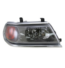 Фара правая Mitsubishi Pajero Montero 06-07, Depo