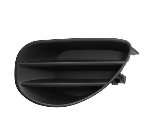 Заглушка бампера левая Тойота Ярис 2 06-09