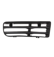 Решетка бампера правая без птф Volkswagen Golf IV 97-03